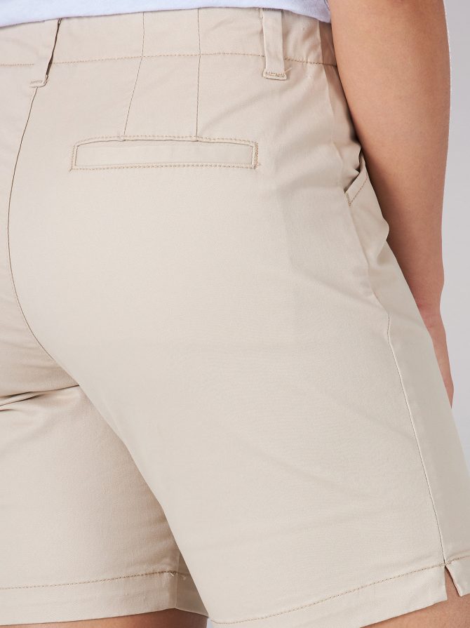 Women's Chino Walkshort - Image 4