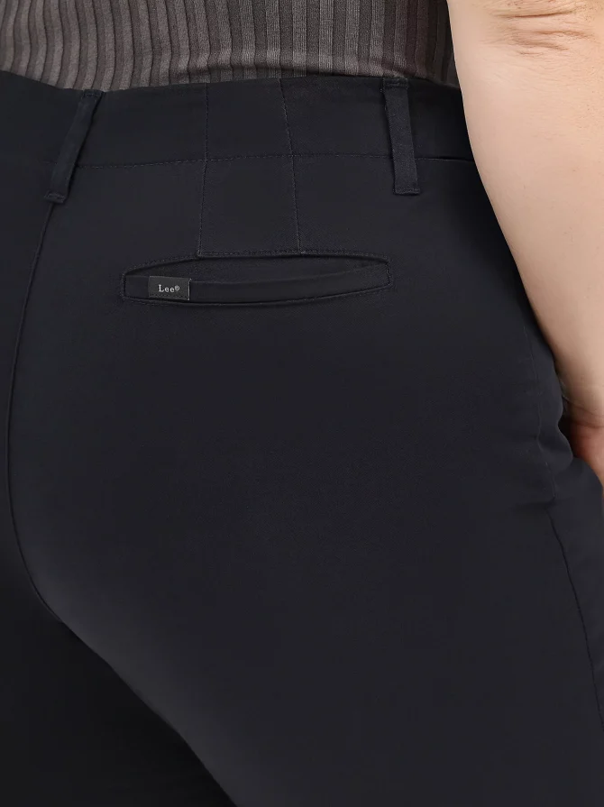 Women's Legendary Chino Bermuda (Plus) - Image 5