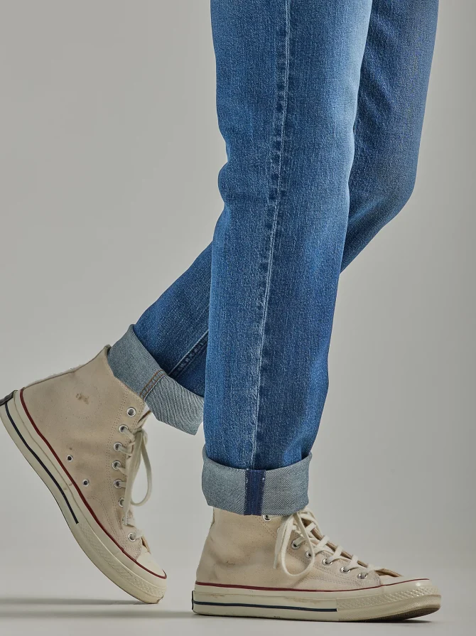Men's Heritage Straight Leg Jean - Image 6