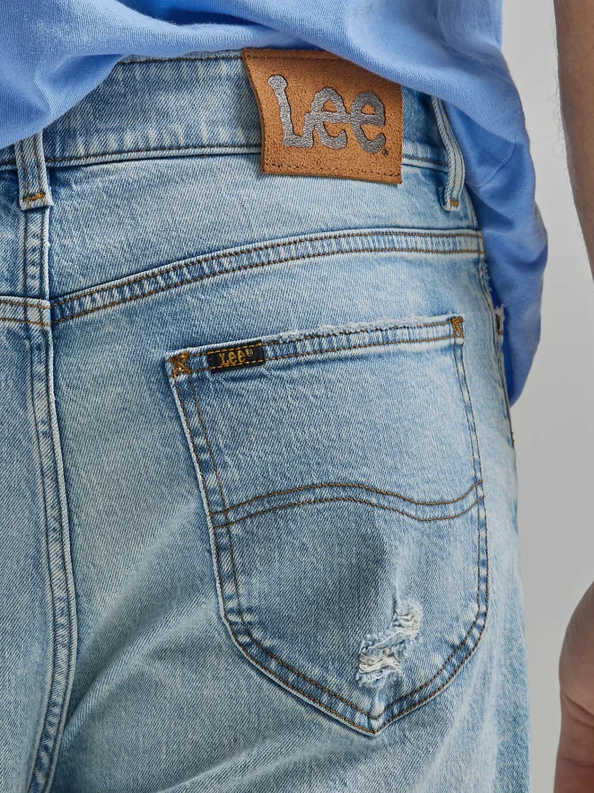 Men's Heritage Loose Fit Slouch Denim Short - Image 8