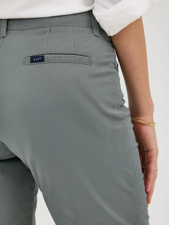 Women's Legendary Chino Bermuda - Image 5