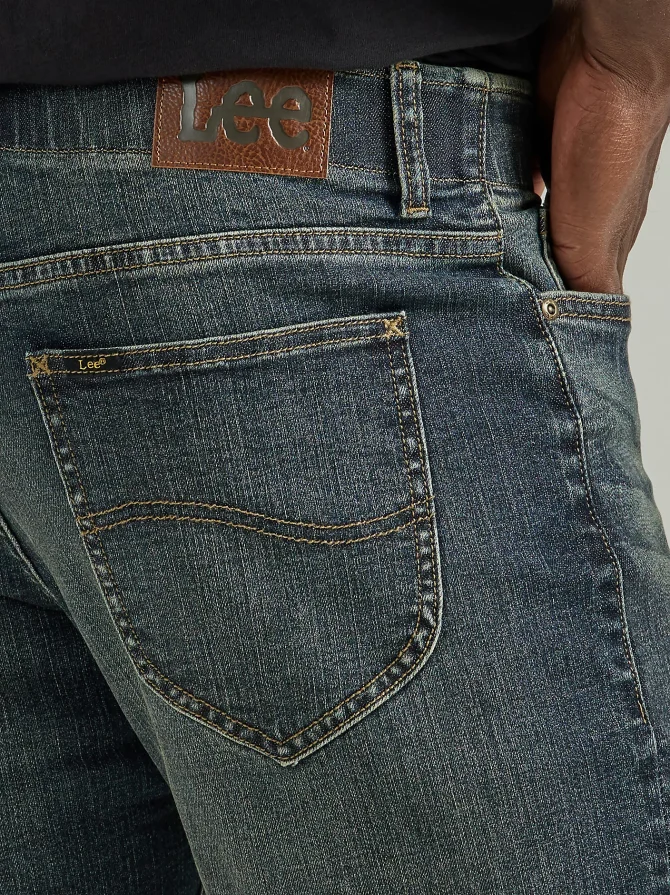 Men's Extreme Motion Athletic Tapered Leg Jean - Image 6