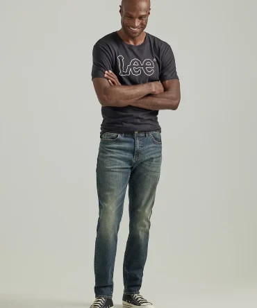 Men's Extreme Motion Athletic Tapered Leg Jean