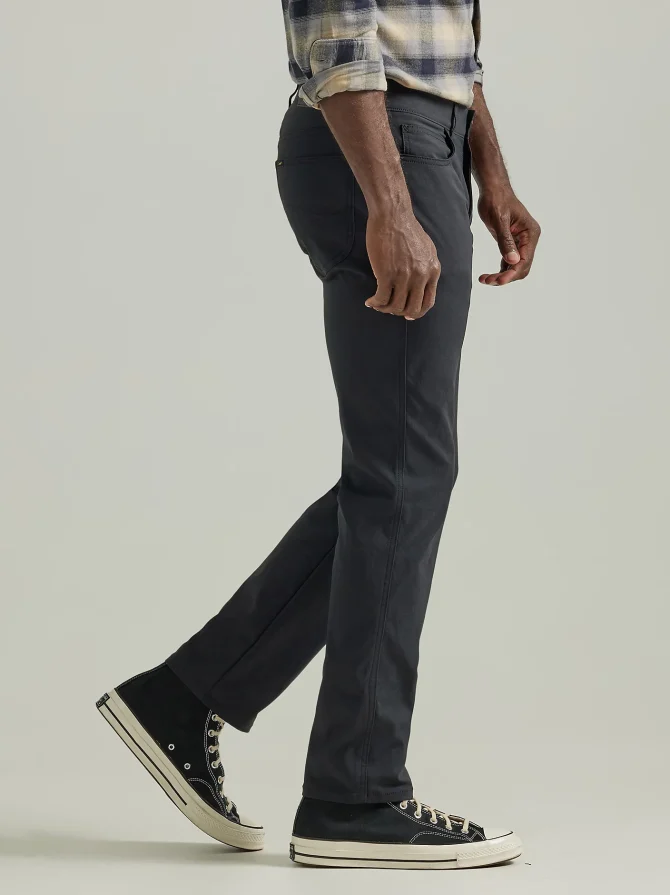 Men's Extreme Motion 4-Way Stretch Performance Pant - Image 4