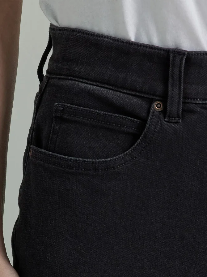 Women's Ultra Lux Comfort with Flex Motion Straight Jean (Petite) - Image 5