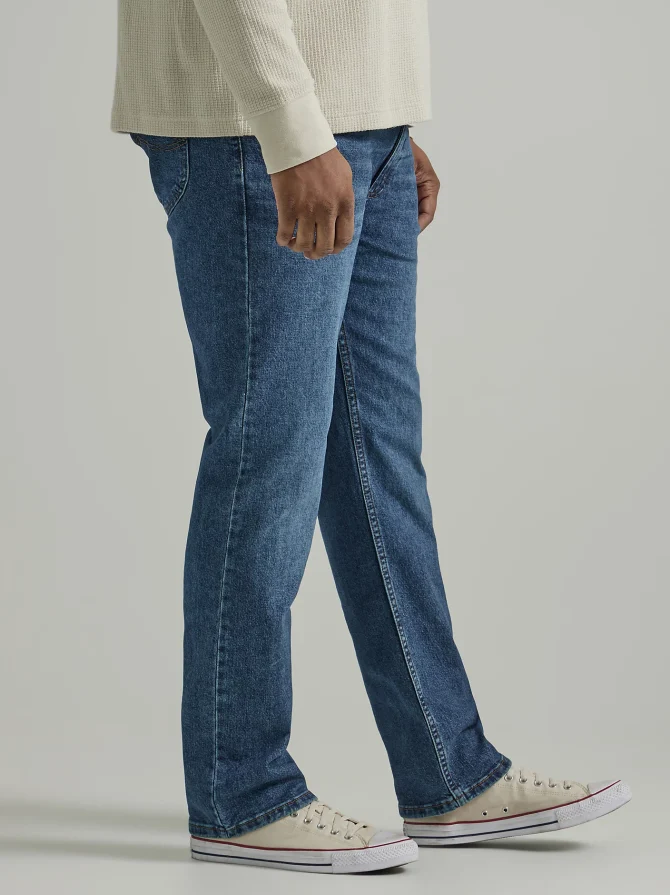 Men's Legendary Regular Straight Jean (Big & Tall) - Image 4