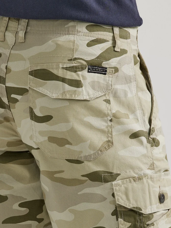 Men's Extreme Motion Swope Cargo Short - Image 6