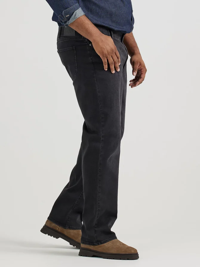 Men's Extreme Motion MVP Relaxed Straight Jean (Big & Tall) - Image 4