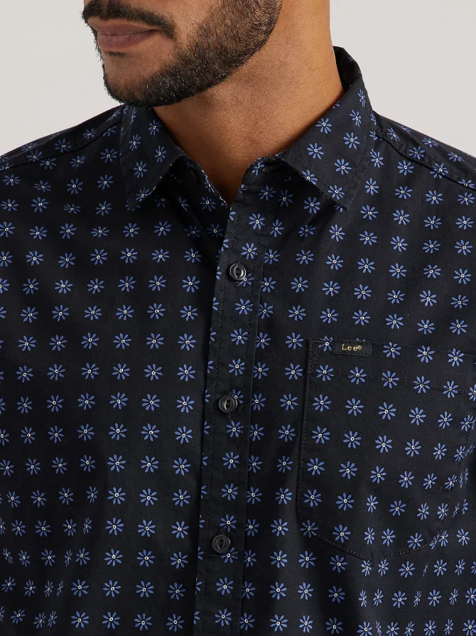 Men's Extreme Motion All Purpose Short Sleeve Floral Button Down Shirt - Image 3