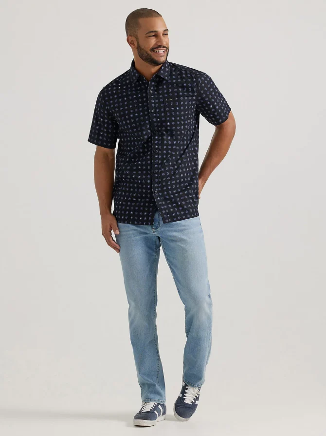 Men's Extreme Motion All Purpose Short Sleeve Floral Button Down Shirt - Image 4