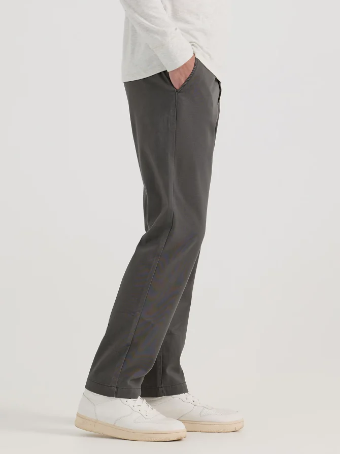 Men's Extreme Motion Relaxed Fit Khaki Pant - Image 4