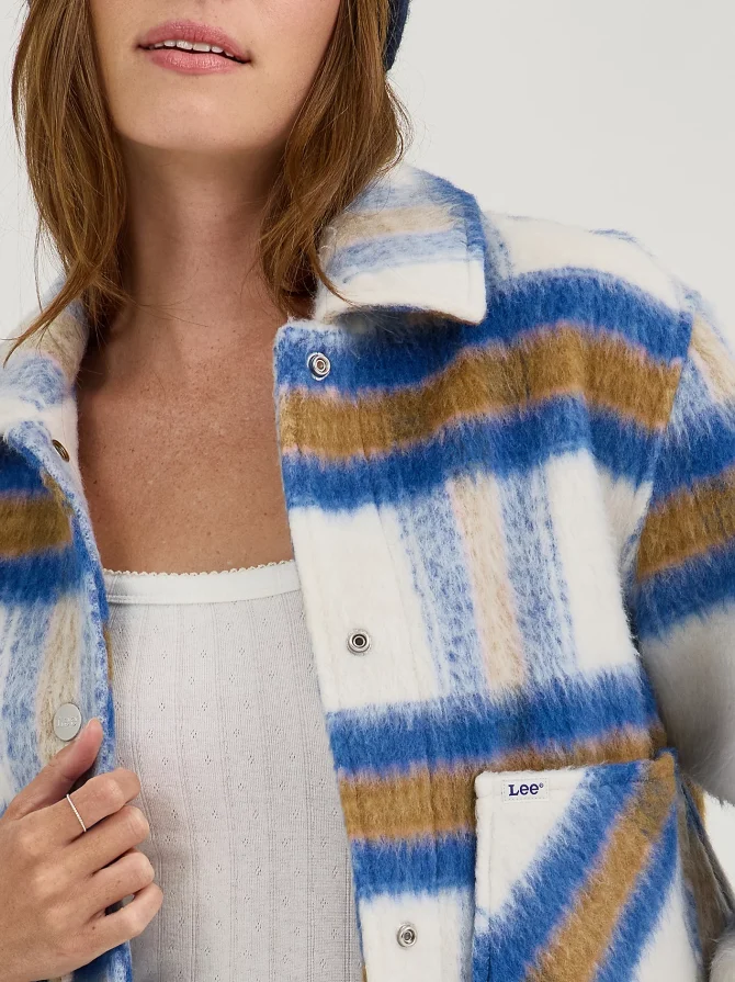 Women's Cropped Wool Chore Jacket - Image 4