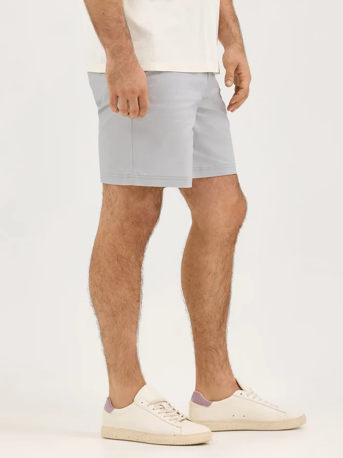 Men's Extreme Motion 7" Flat Front Short - Image 4