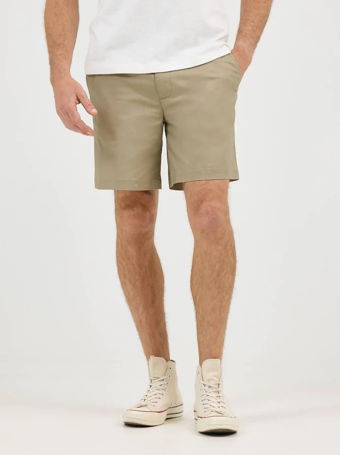 Men's Extreme Motion 7" Flat Front Short - Image 2