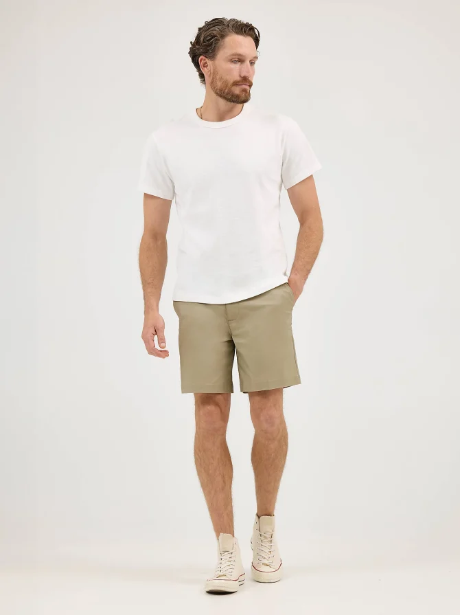 Men's Extreme Motion 7" Flat Front Short