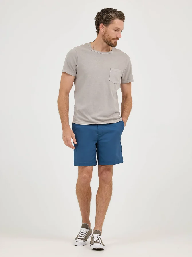 Men's Extreme Motion 7" Flat Front Short