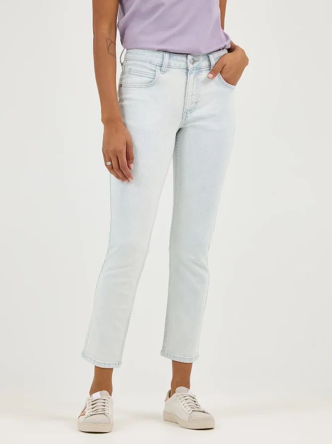 Women's Legendary Straight Crop - Image 2