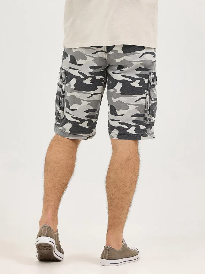 Men's Legendary Wyoming Cargo Short - Image 3