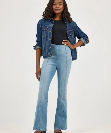 Women's Pull On Bootcut Jean
