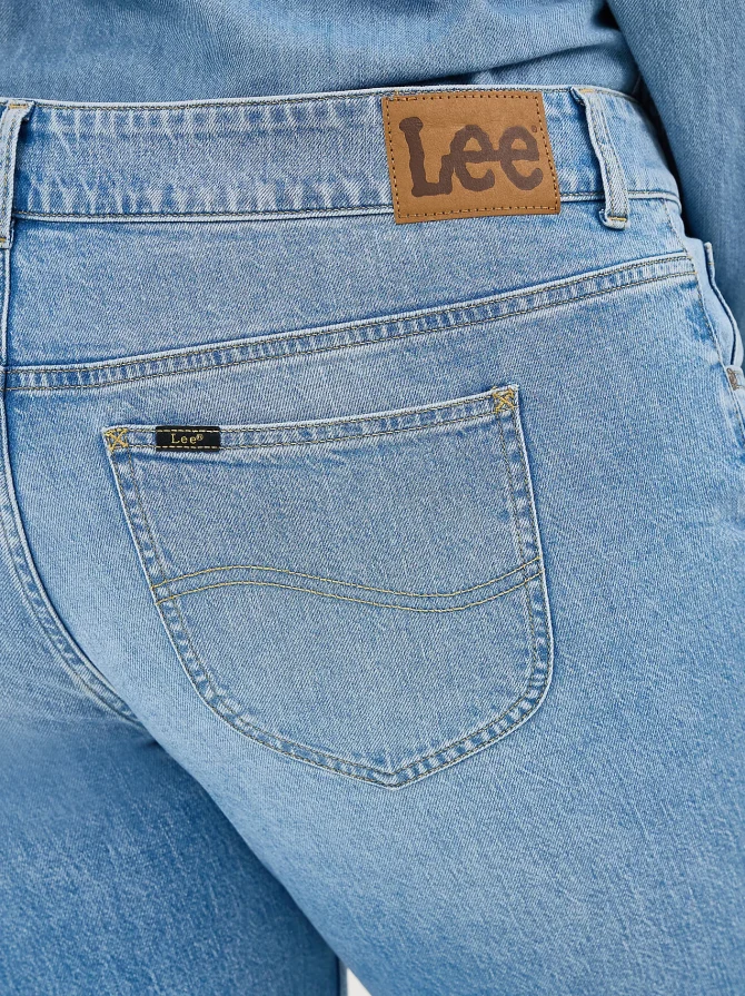 Women's Legendary Straight Crop (Plus) - Image 5