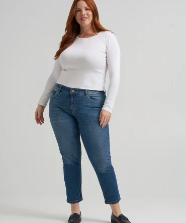 Women's Legendary Straight Crop (Plus)