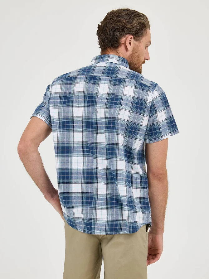 Men's One Pocket Plaid Button Down Shirt - Image 2