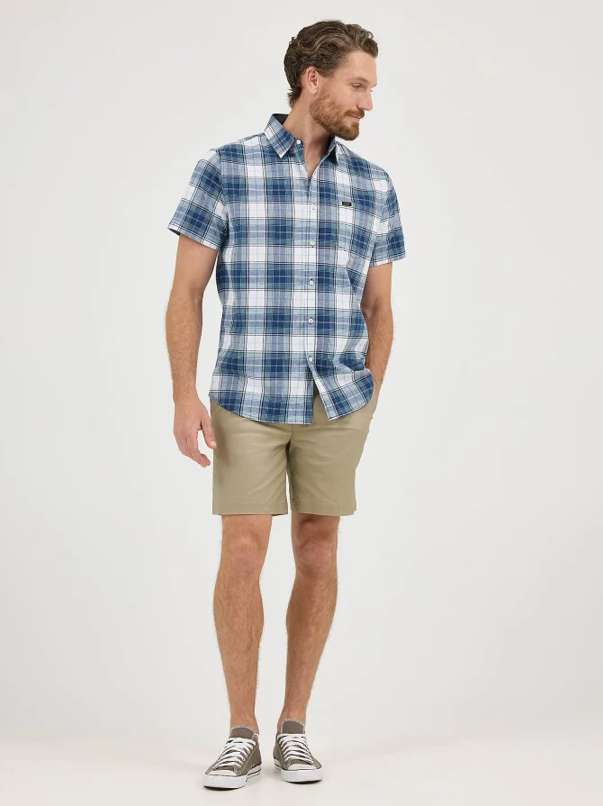 Men's One Pocket Plaid Button Down Shirt - Image 4