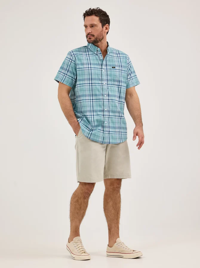 Men's One Pocket Plaid Button Down Shirt - Image 4