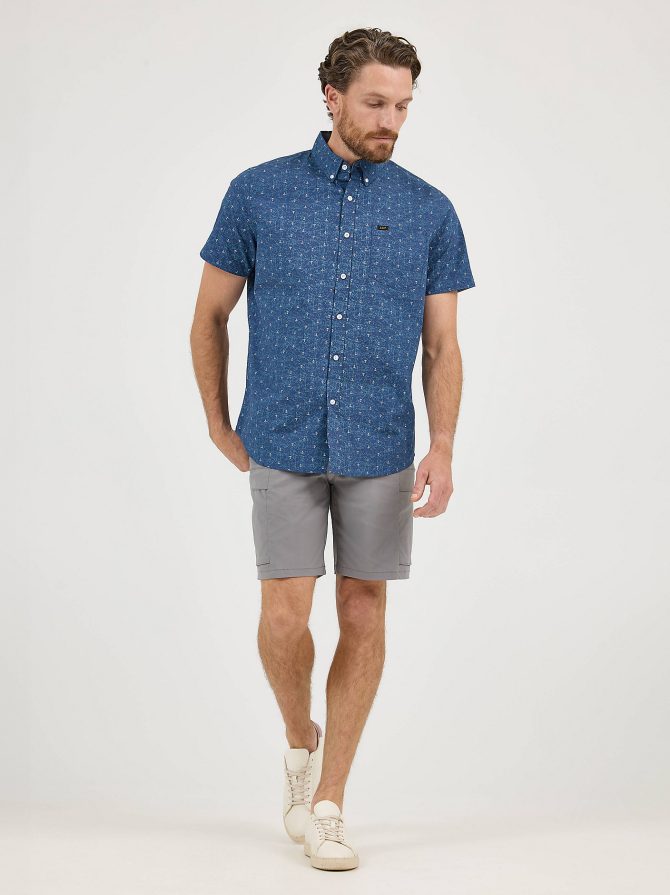 Men's Short Sleeve Textured Print Button Down Shirt - Image 4