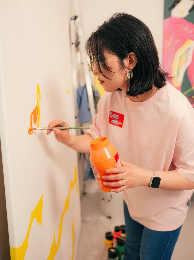 Women's Lee® x Ruohan Wang Oversized Graphic Tee - Image 5