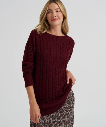 Women's Curved Hem Cable Knit Sweater