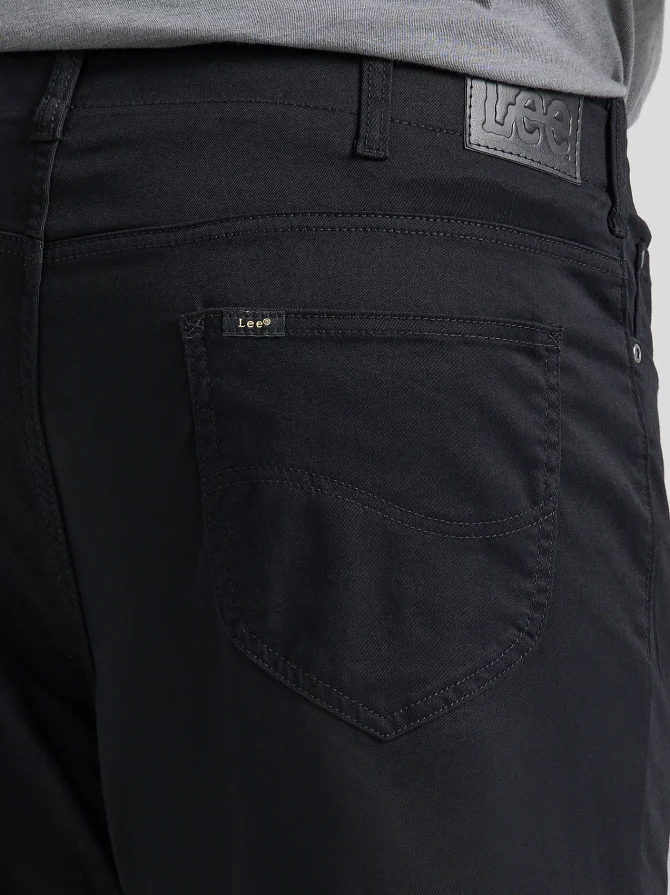 Men's Extreme Motion MVP Straight Fit Tapered Jean (Big & Tall) - Image 5