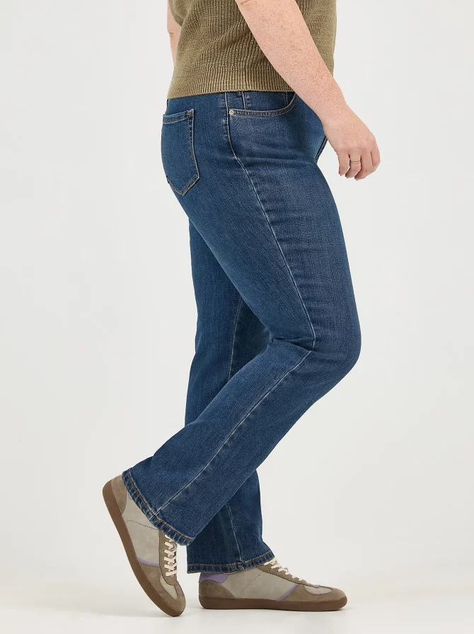Women's Instantly Slims Relaxed Fit Straight Leg Jean (Plus) - Image 4