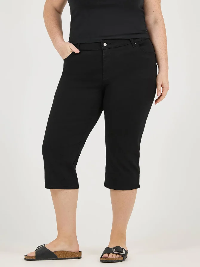 Women’s Relaxed Fit Capri (Plus) - Image 2