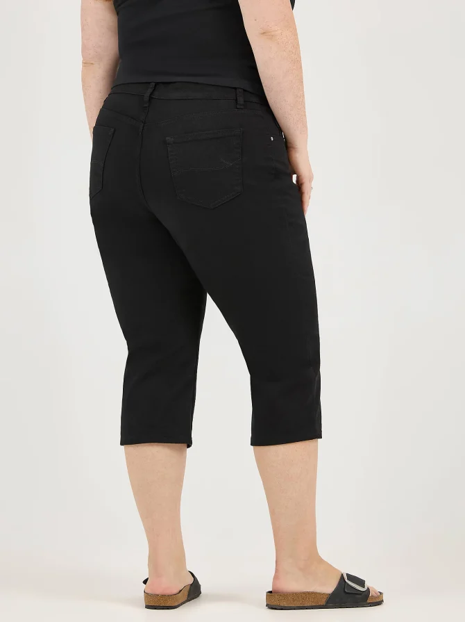 Women’s Relaxed Fit Capri (Plus) - Image 3
