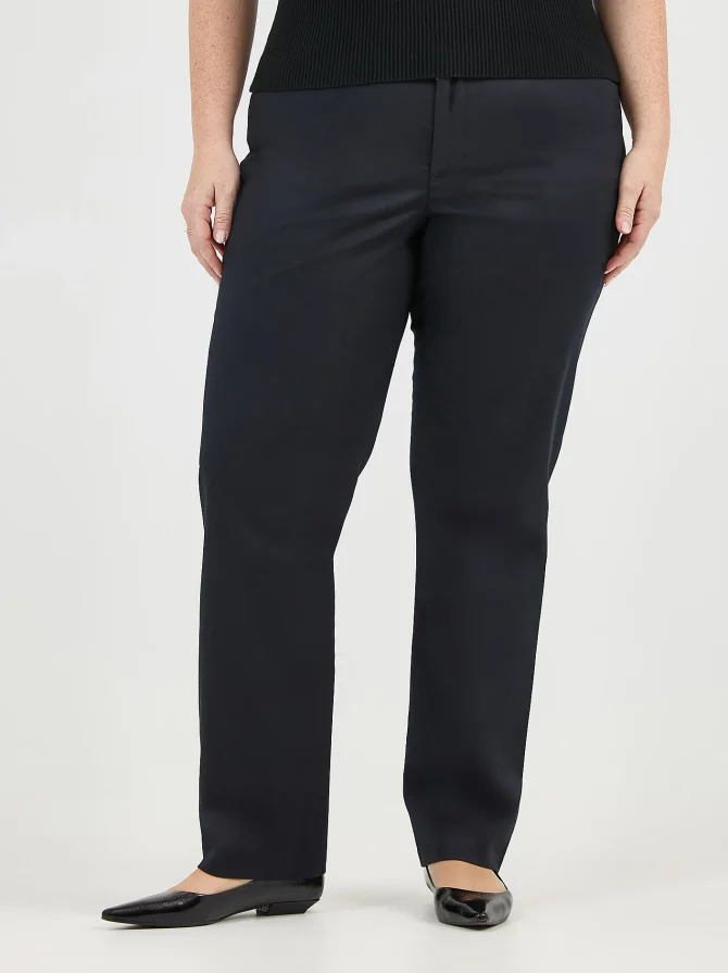 Women's Wrinkle Free Relaxed Fit Straight Leg Pant (Plus) - Image 3
